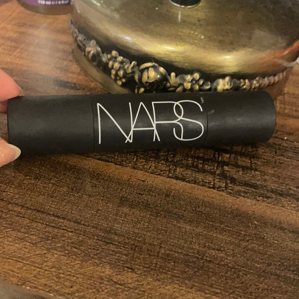 Nars highlighter and contour duo